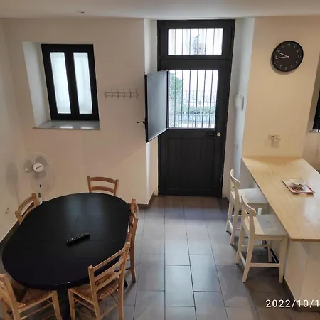Gentile House Daire Katanya